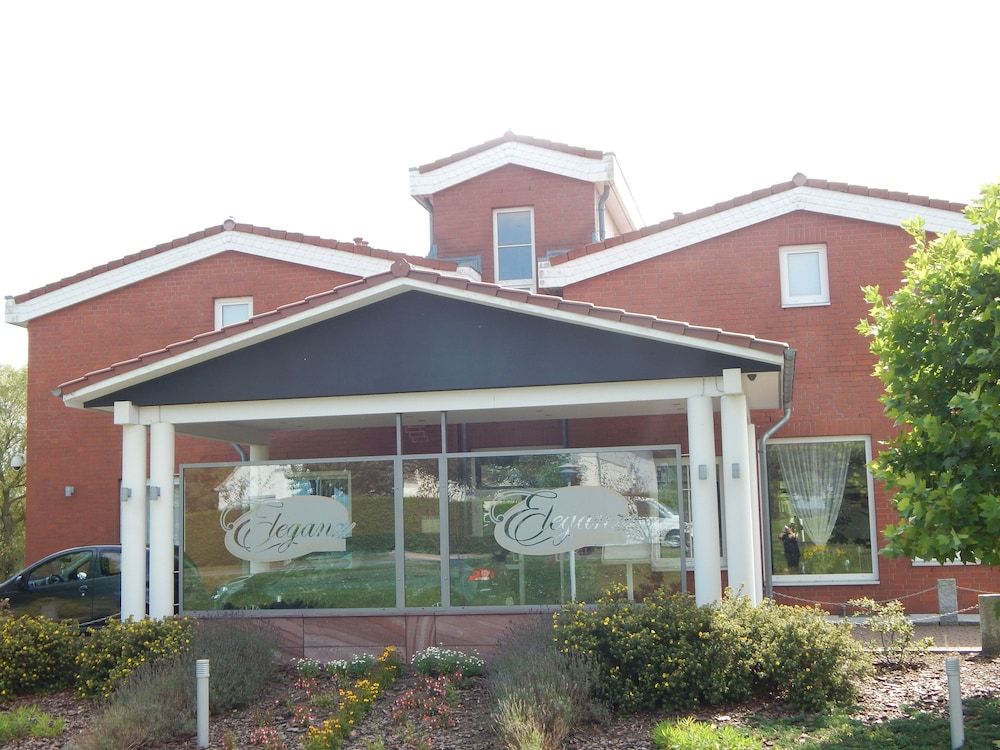 Hotel Eleganz -1 estrelas em Rustow