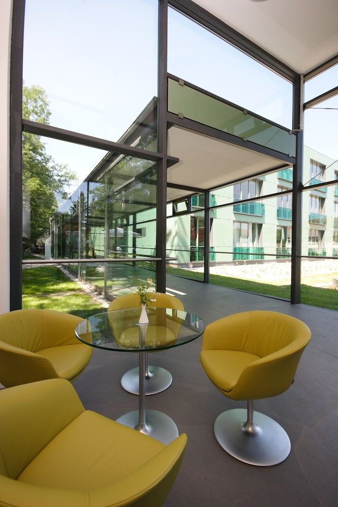 Schlossparkhotel Mariakirchen 2