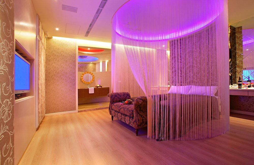 Le Chateau Hotel 2 stelle a Zhushan