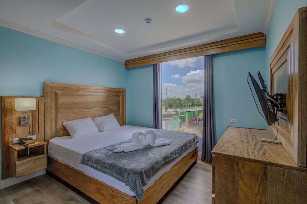 Airport Suites Hotel -1 étoiles à Piarco