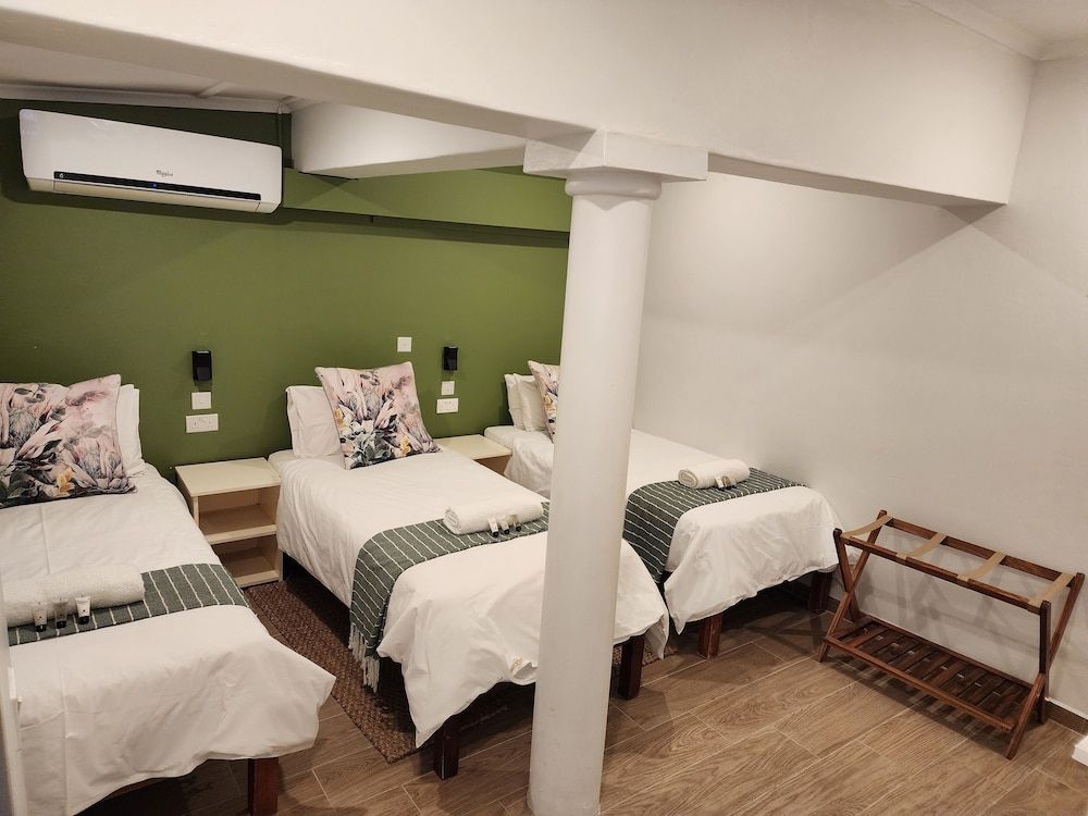 Livingstone Lodge 3
