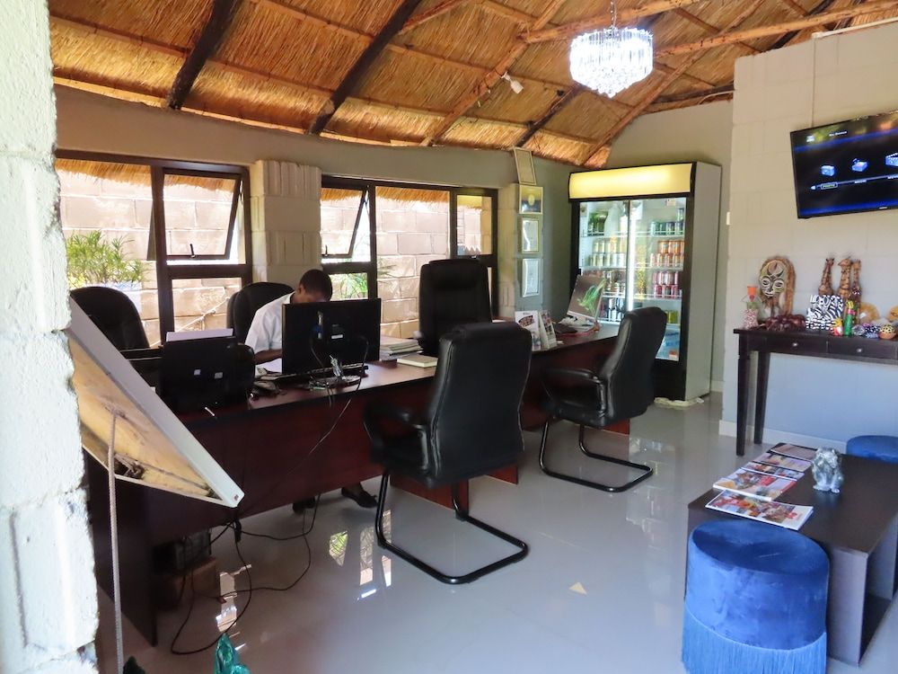 Dzimbahwe Guest Lodge -1 estrellas en Victoria Falls