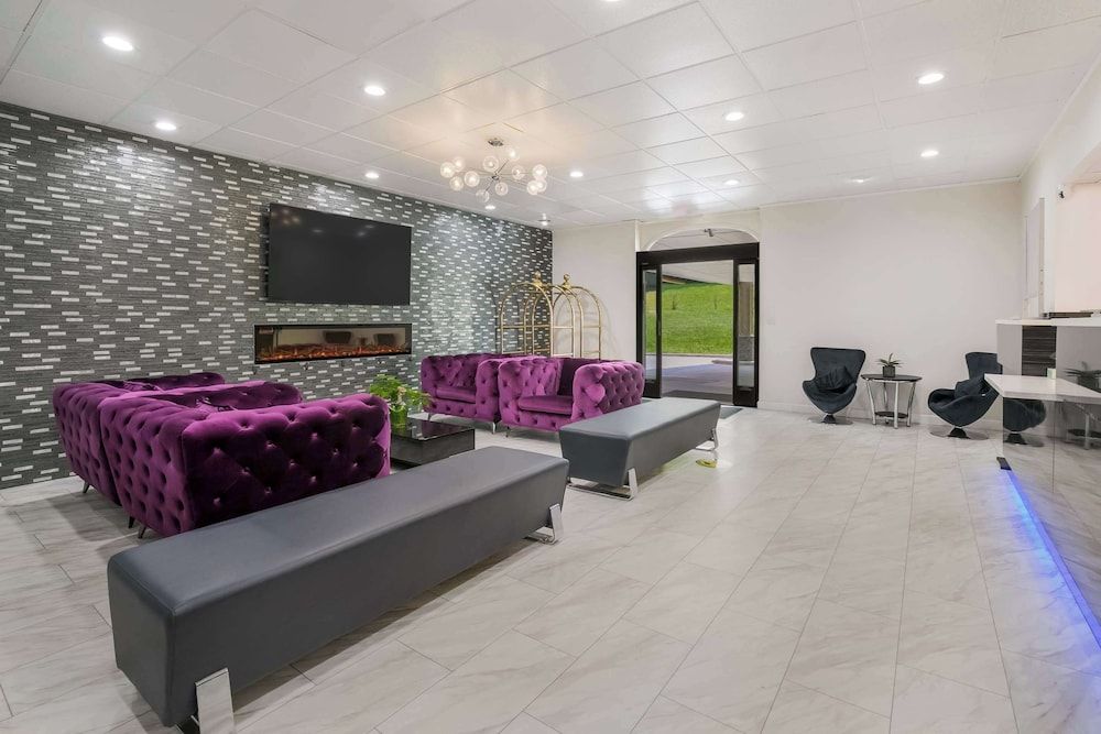 Clarion Hotel Conference Center Maggie Valley 3