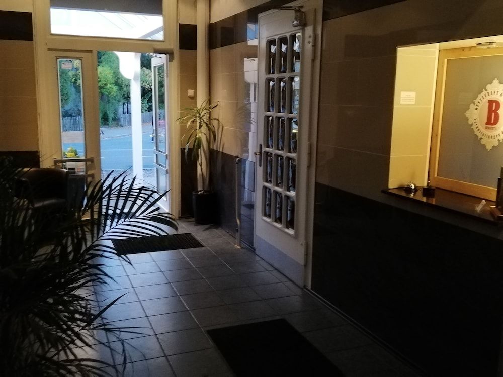 Bennett's Restaurant & Hotel 2