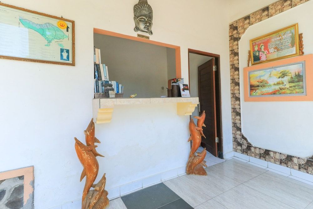 Hotel Tara Bar & Resto Air Sanih 3