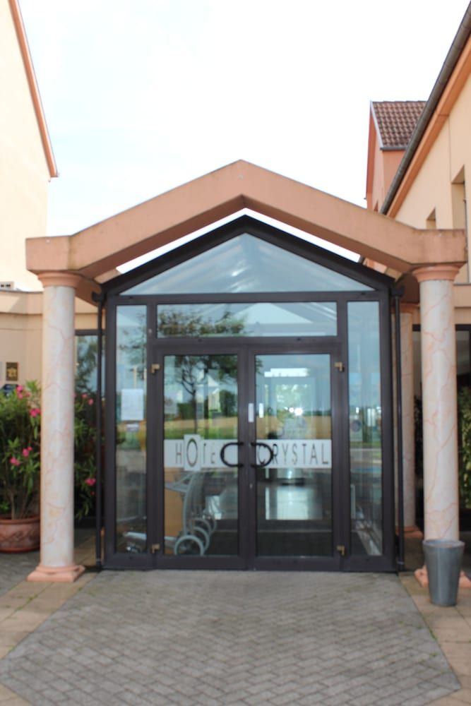 Hotel - Restaurant Crystal 2