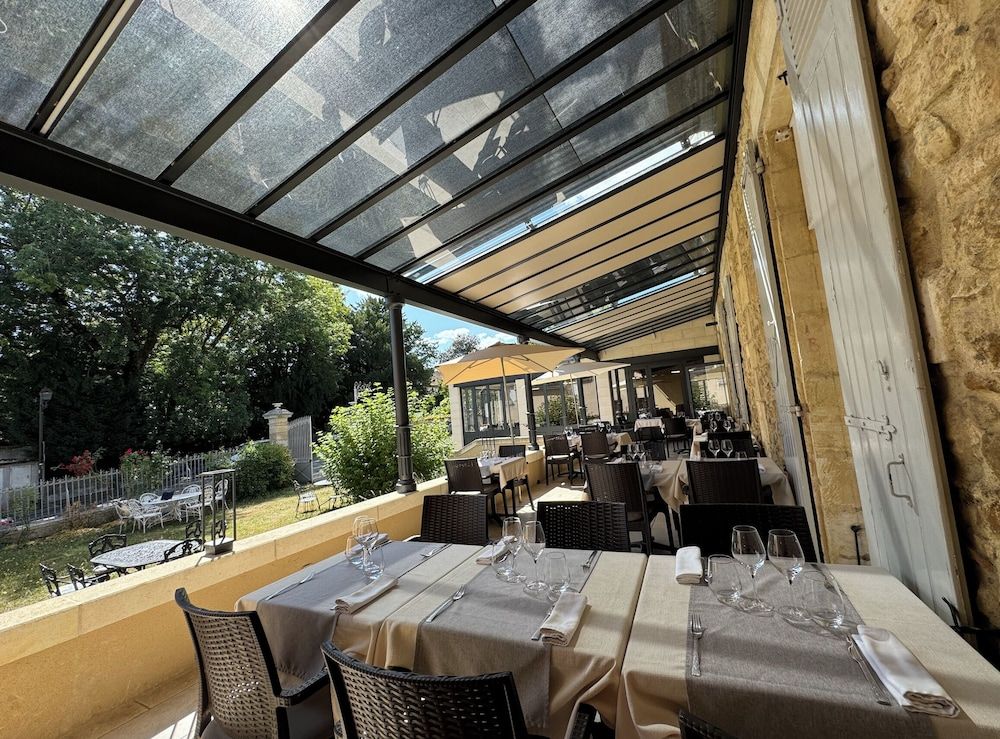 Hôtel de France et de Russie -1 estrelas em Thiviers