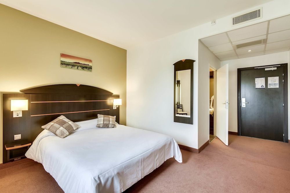 Hôtel Restaurant AKENA Bordeaux La Brède 3