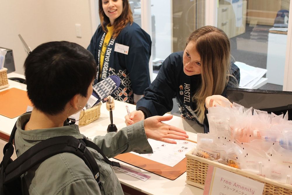 Wild Cherry Blossom Hostel Tokyo Koganei 3