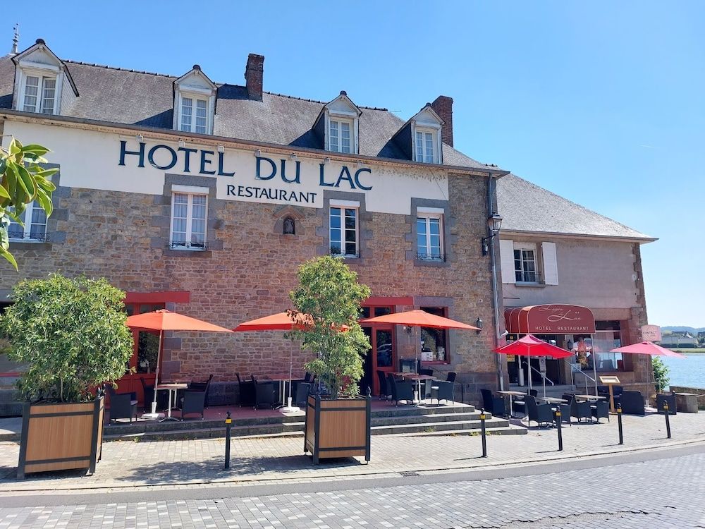 Hôtel du Lac 2 étoiles à Combourg