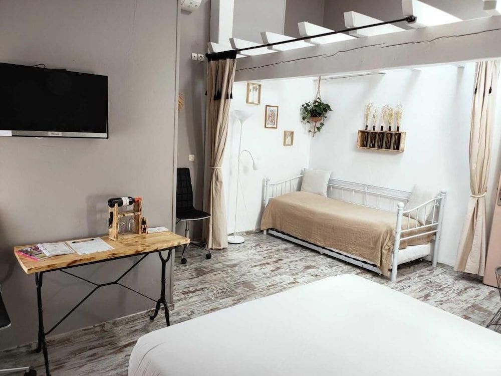 Château Pierre de Montignac -1 étoiles à Civrac-en-Médoc