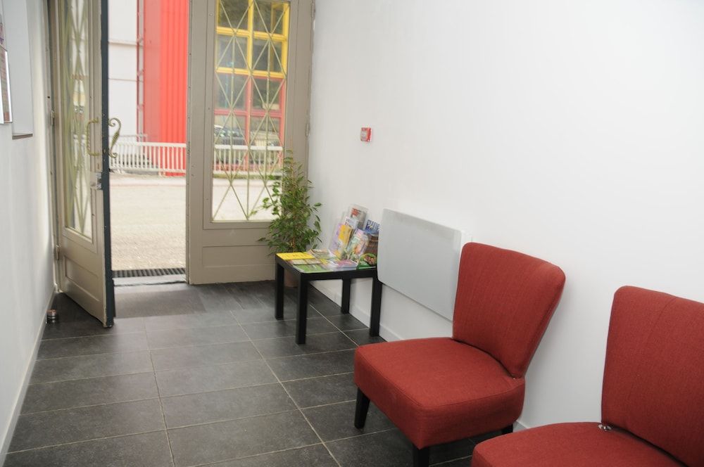 Kyriad Direct Morez 2