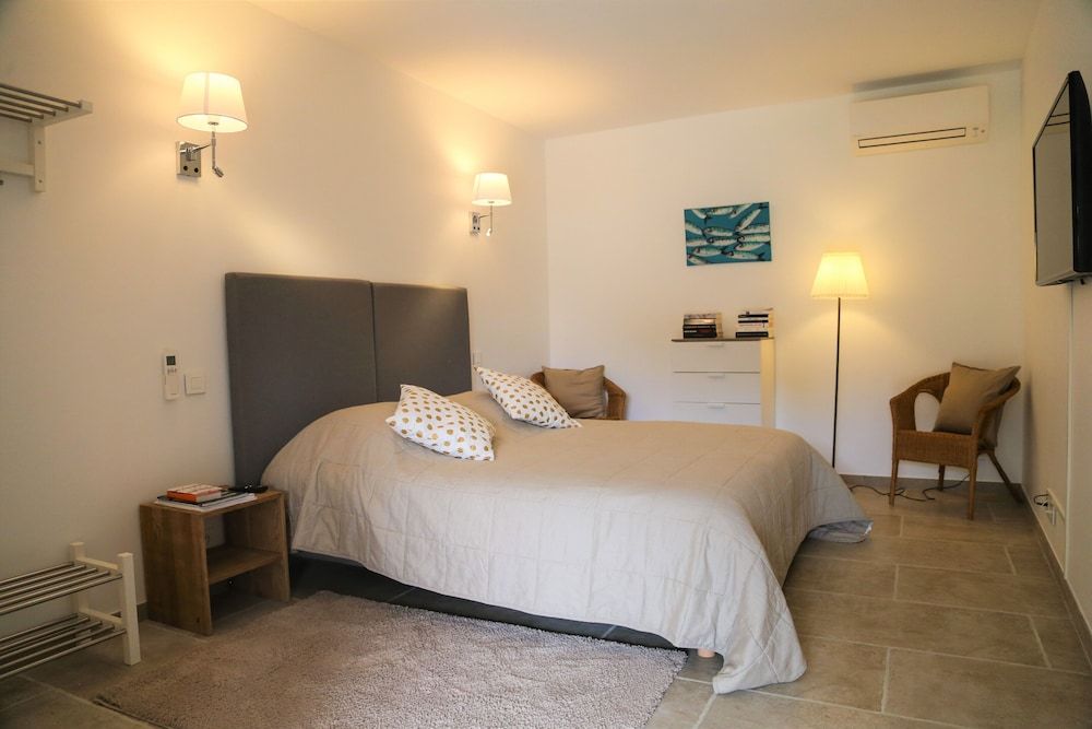 Domaine de la Font des PÔøΩres -1 estrelas em Le Beausset