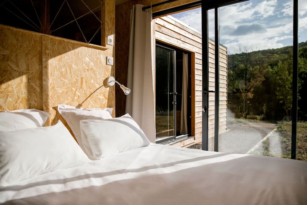 Volvic Organic Resort 2