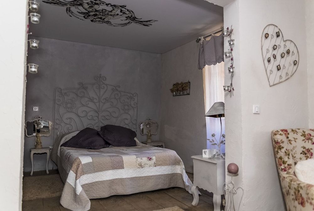 Chambre D'Hôtes La Marlotte 3