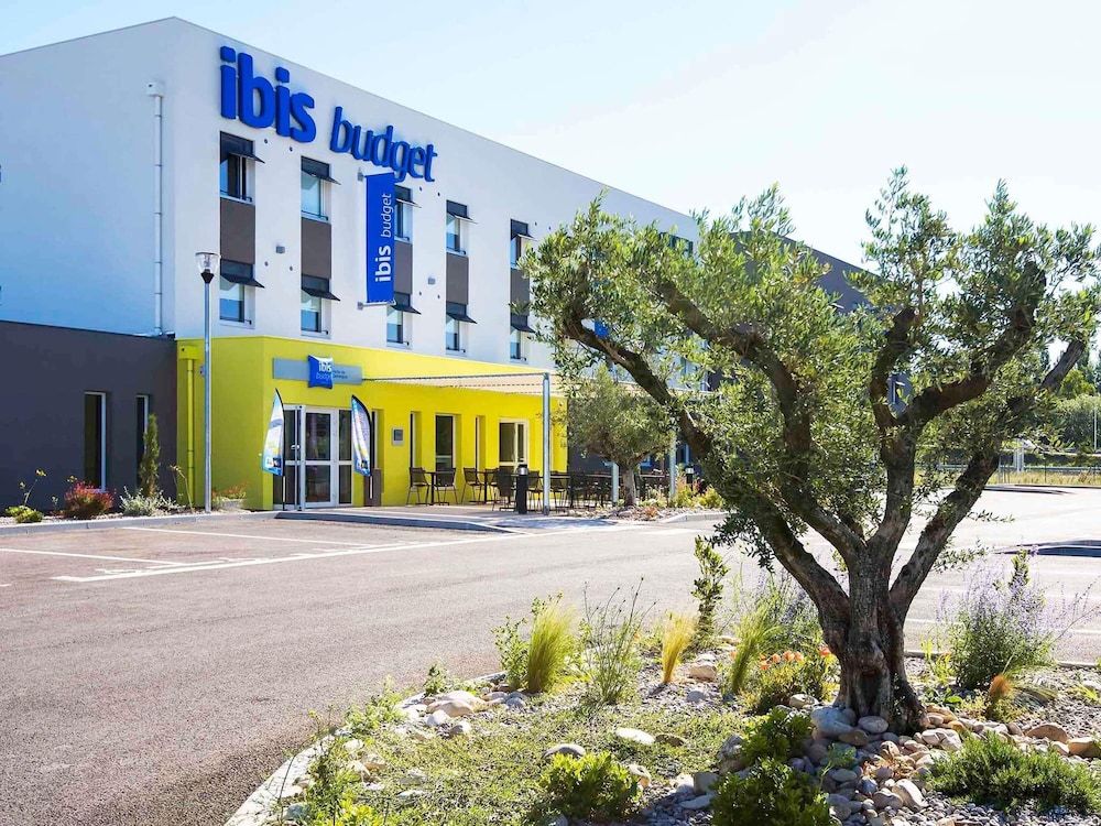 ibis budget Saint Martin de Crau Porte de Camargue 2 estrelas em Saint-Martin-de-Crau