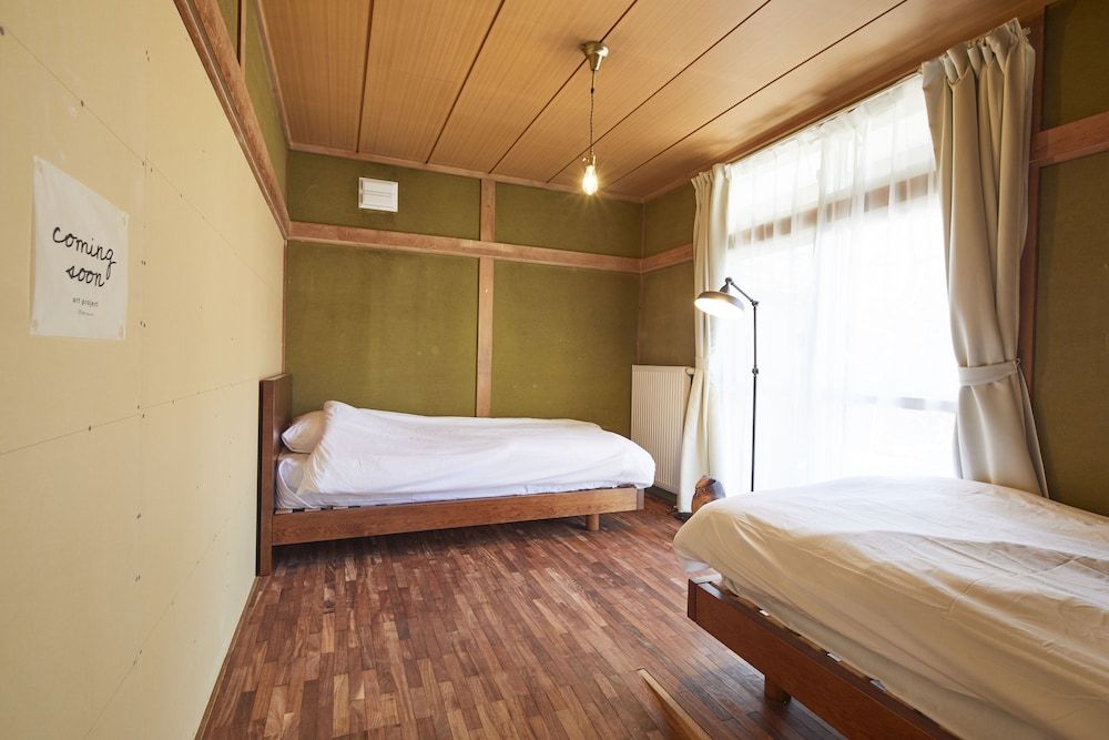 haku hostel & cafe bar 3