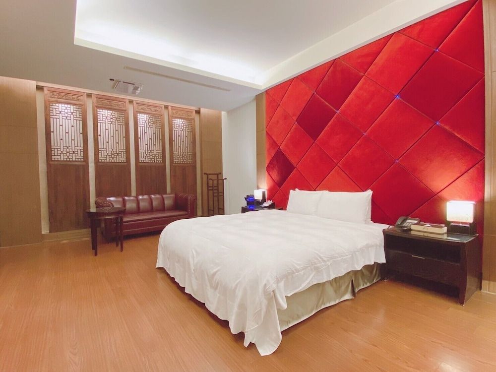 Orient Luxury Villa Motel 3