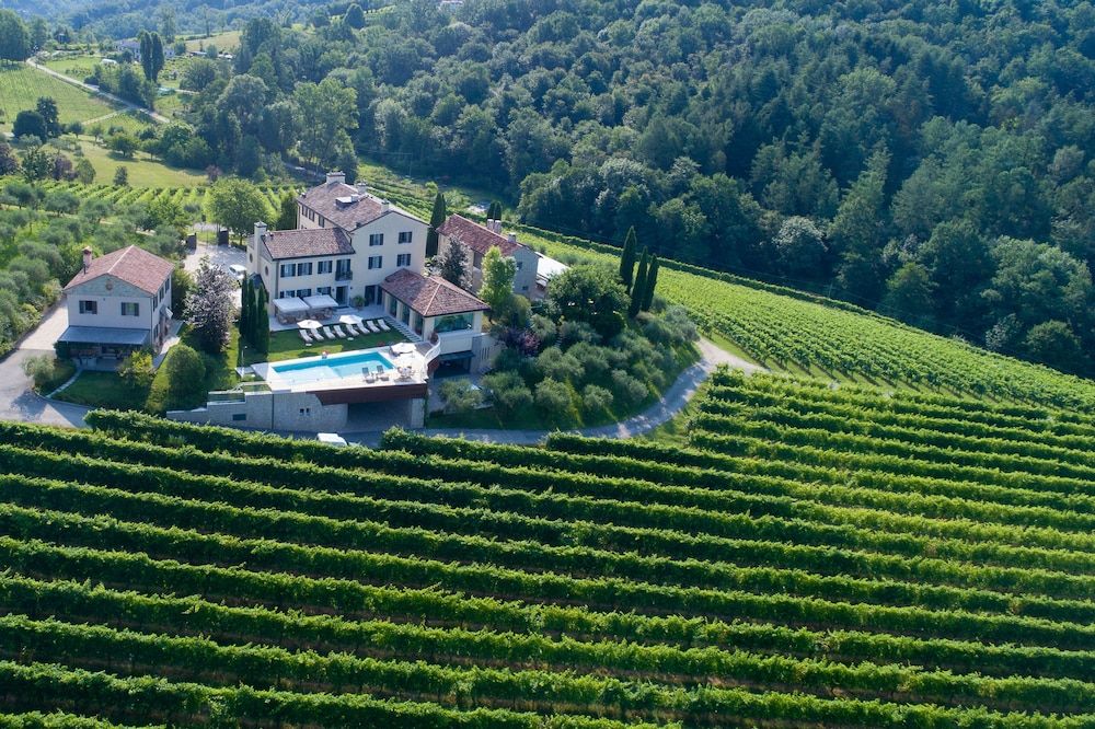 Relais d'Arfanta -1 estrelas em Tarzo