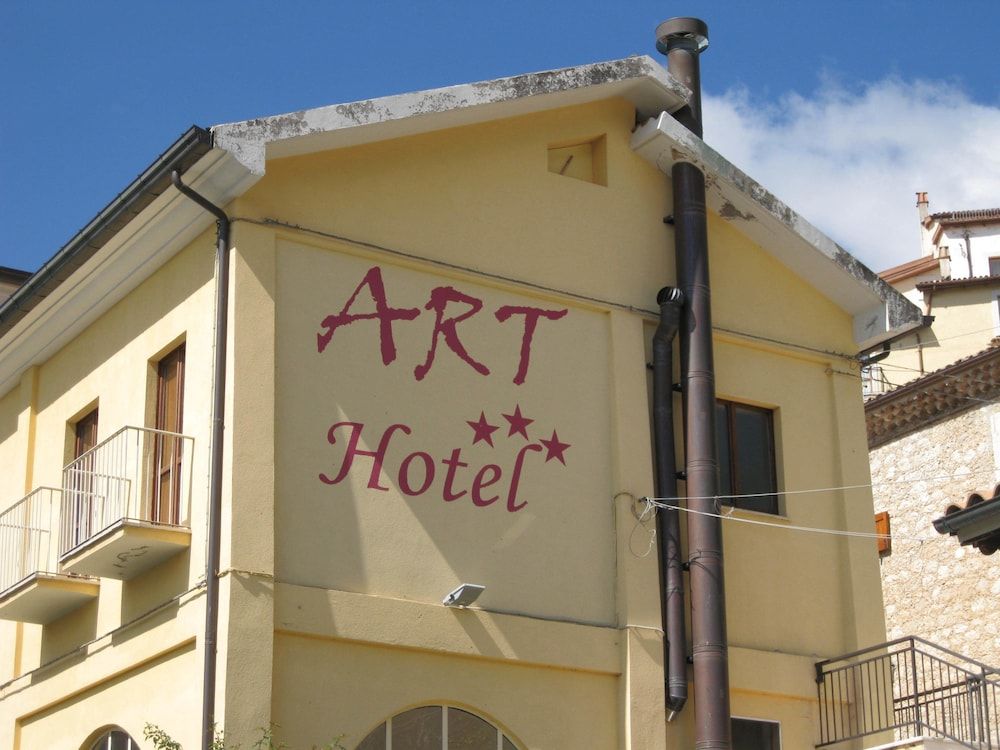 Art Hotel 3 estrelas em Villetta Barrea