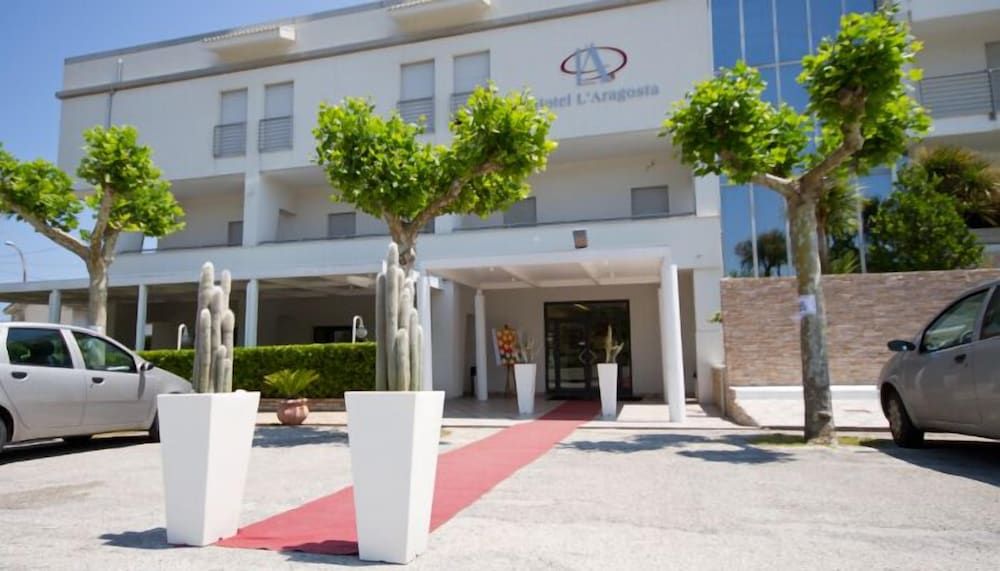 Hotel L'Aragosta 3 estrelas em Casalbordino