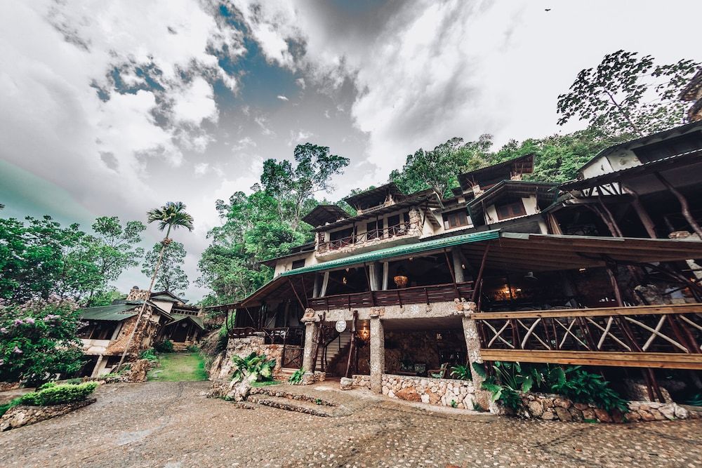 Altos de Caño Hondo -1 stelle a Los Guineos Perdidos