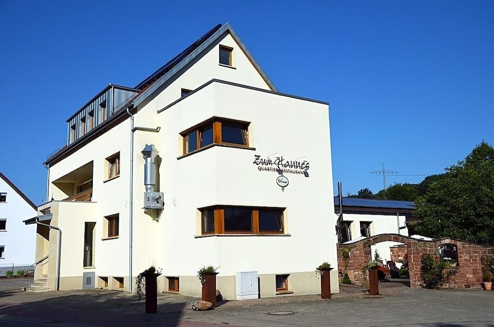 Quartier-Restaurant Zum Hannes -1 estrelas em Niederhausen