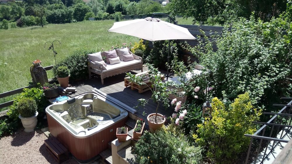 Relais St Jacques - Roanne -1 estrelas em Saint-Haon-le-Châtel