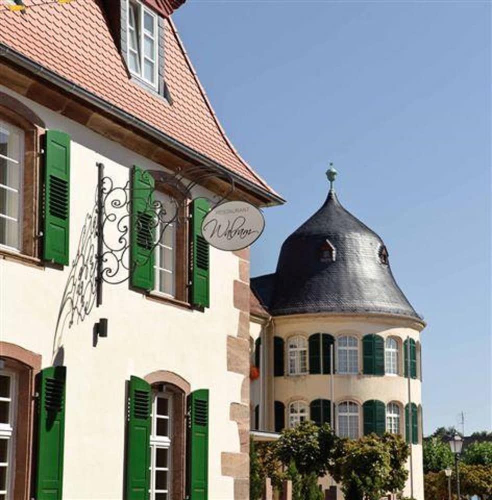 Schlosshotel Bergzaberner Hof 2