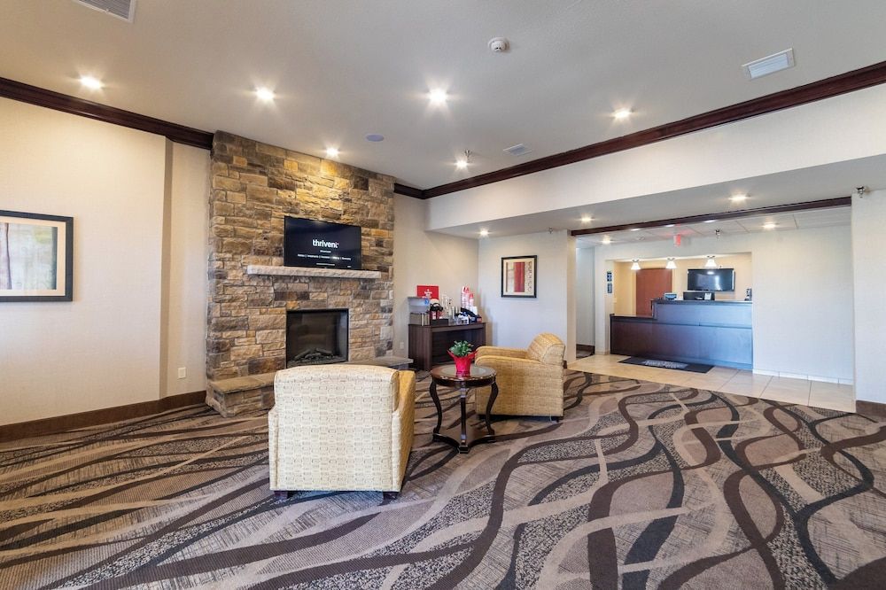 Cobblestone Inn & Suites - Eaton 2