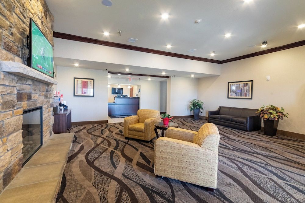 Cobblestone Inn & Suites - Eaton 3