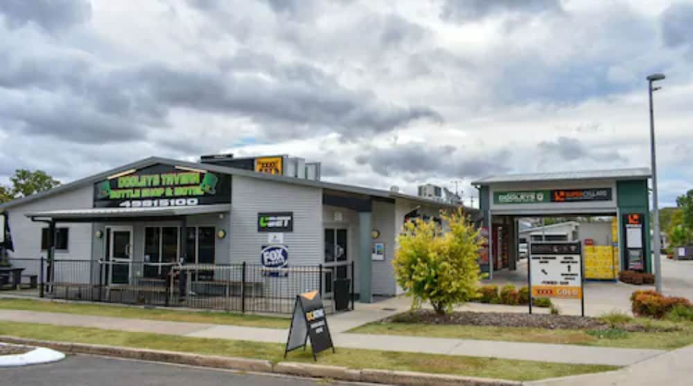 Dooleys Springsure Tavern and Motel 3 estrelas em Springsure
