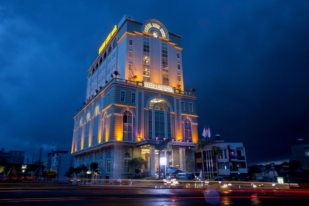Khánh Linh Hotel 3 estrelas em Plây Ku