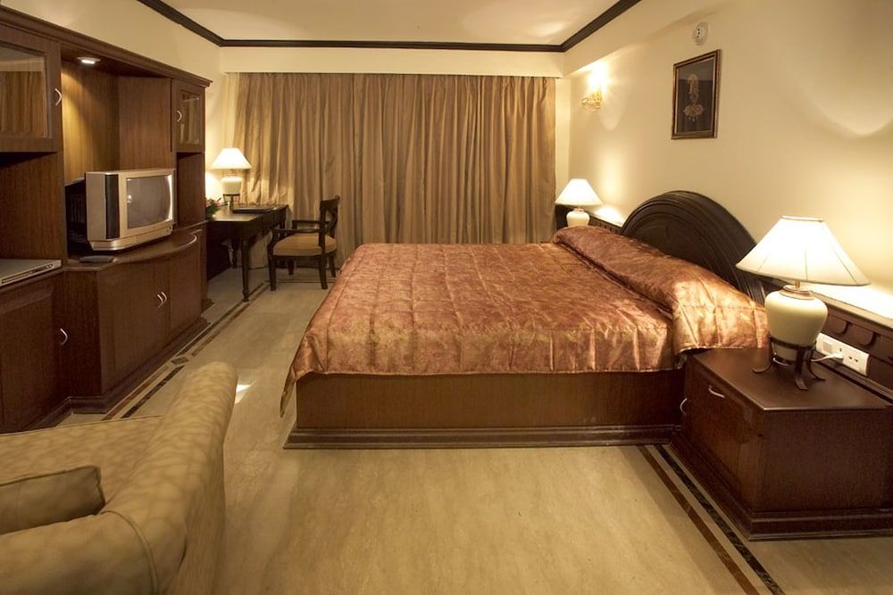 Empires Hotel Paradip 3