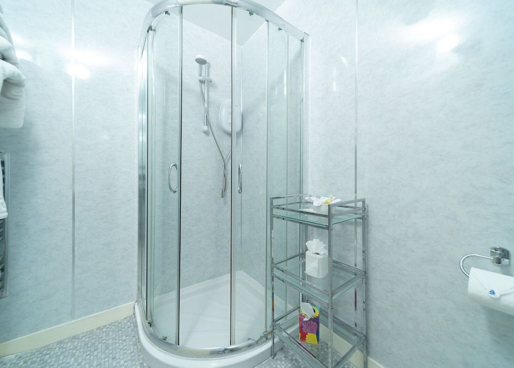 The Foresters Guest House 2