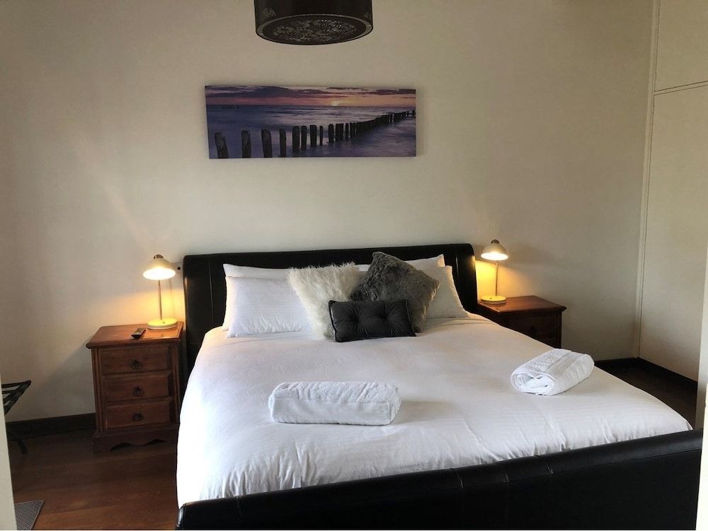 Fairway Manor Accommodation 2