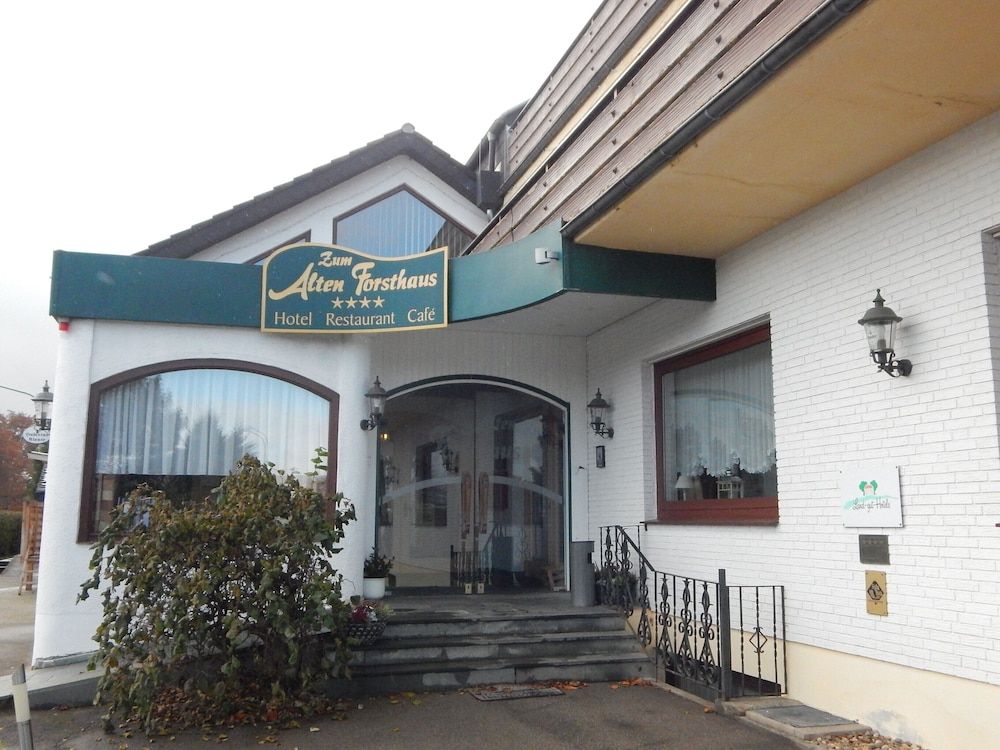 Land Gut Hotel Zum Alten Forsthaus 4 estrelas em Hürtgenwald