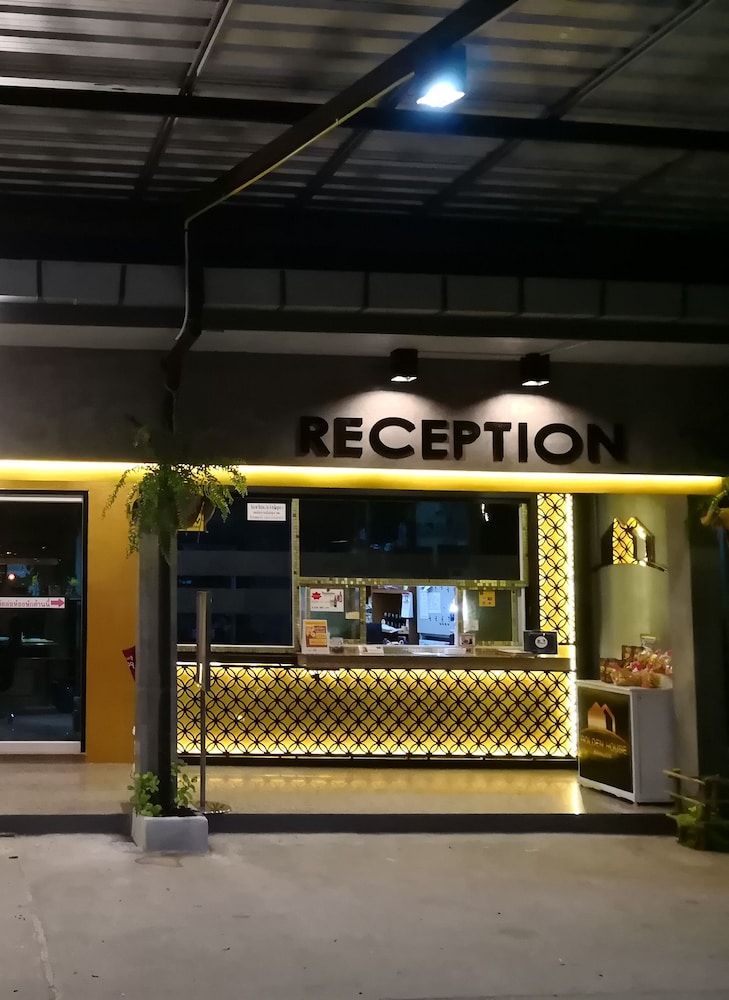 Golden House Hotel Sakaeo 2