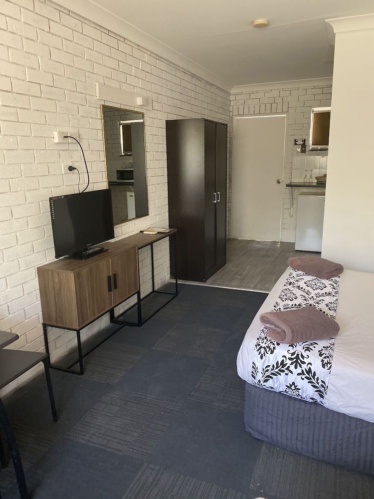 Major Mitchell Motel 3