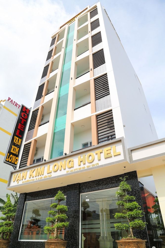 Van Kim Long 2 étoiles à Ấp Ðông Quì