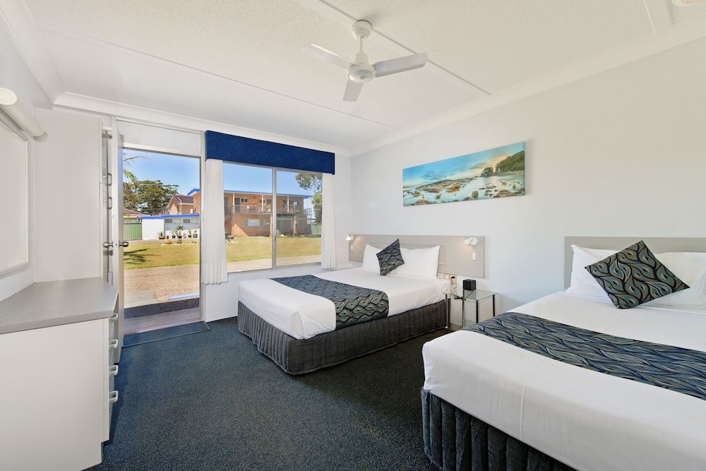 Haven Waters Motel & Apartments 3