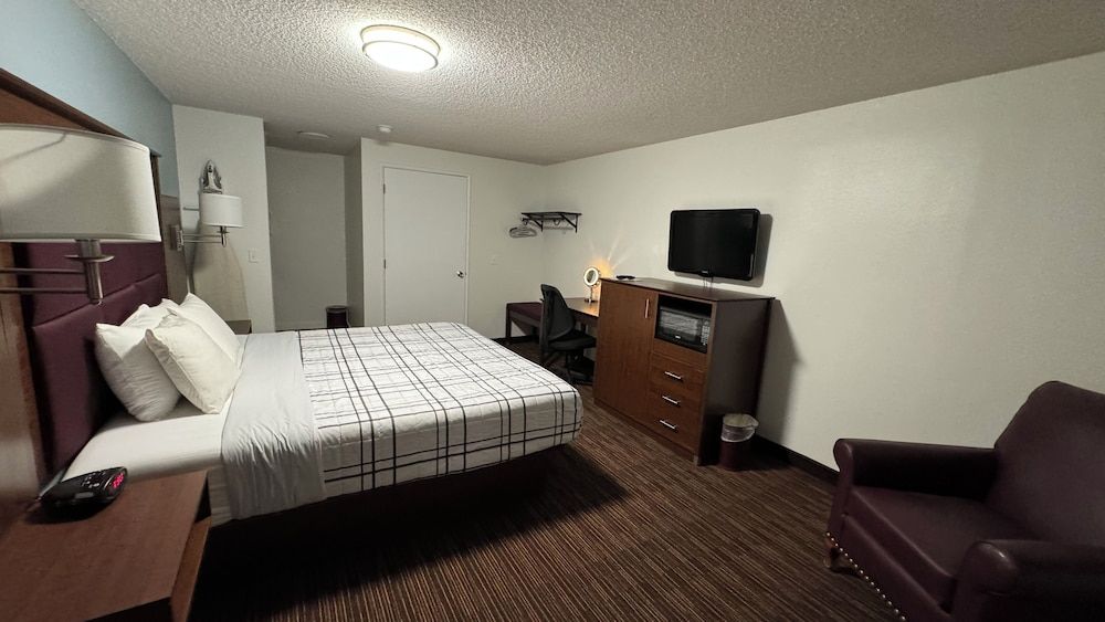 Morgan Inn And Suites 2