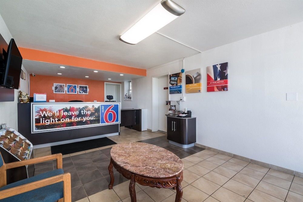 Motel 6 Connellys Springs, NC 3