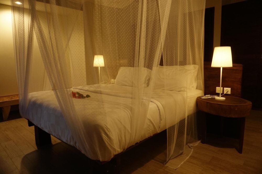 Naya Matahora Island Resort 3