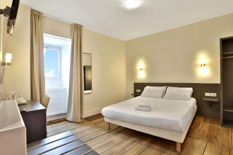 Logis Auberge Dupuytren 3
