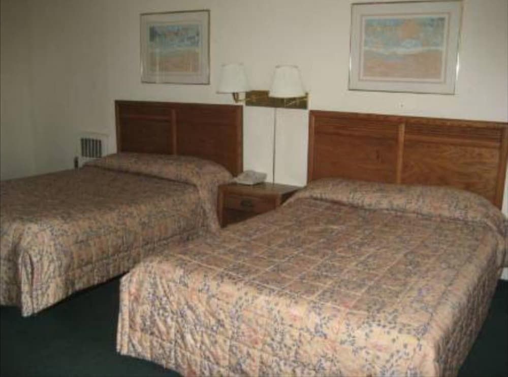 Arbor Inn Motor Lodge 3