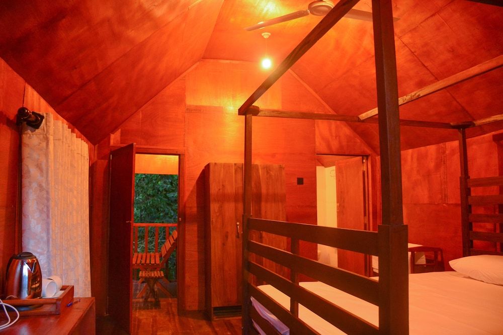 Sinharaja Forest Gate 2