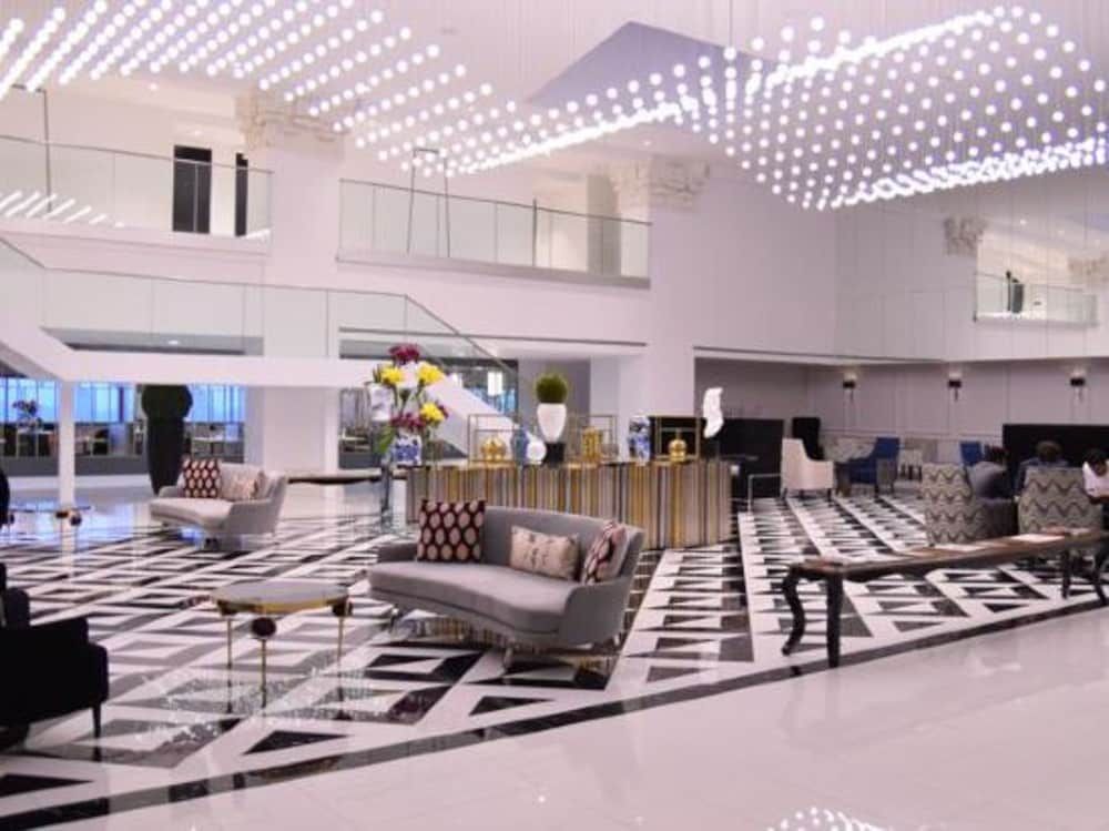 Nishat Hotel Johar Town 5 estrellas en Lahore