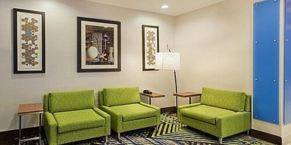 Holiday Inn Express & Suites Griffin 3