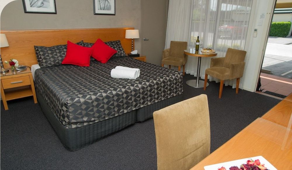 The Grapevine Motel 3